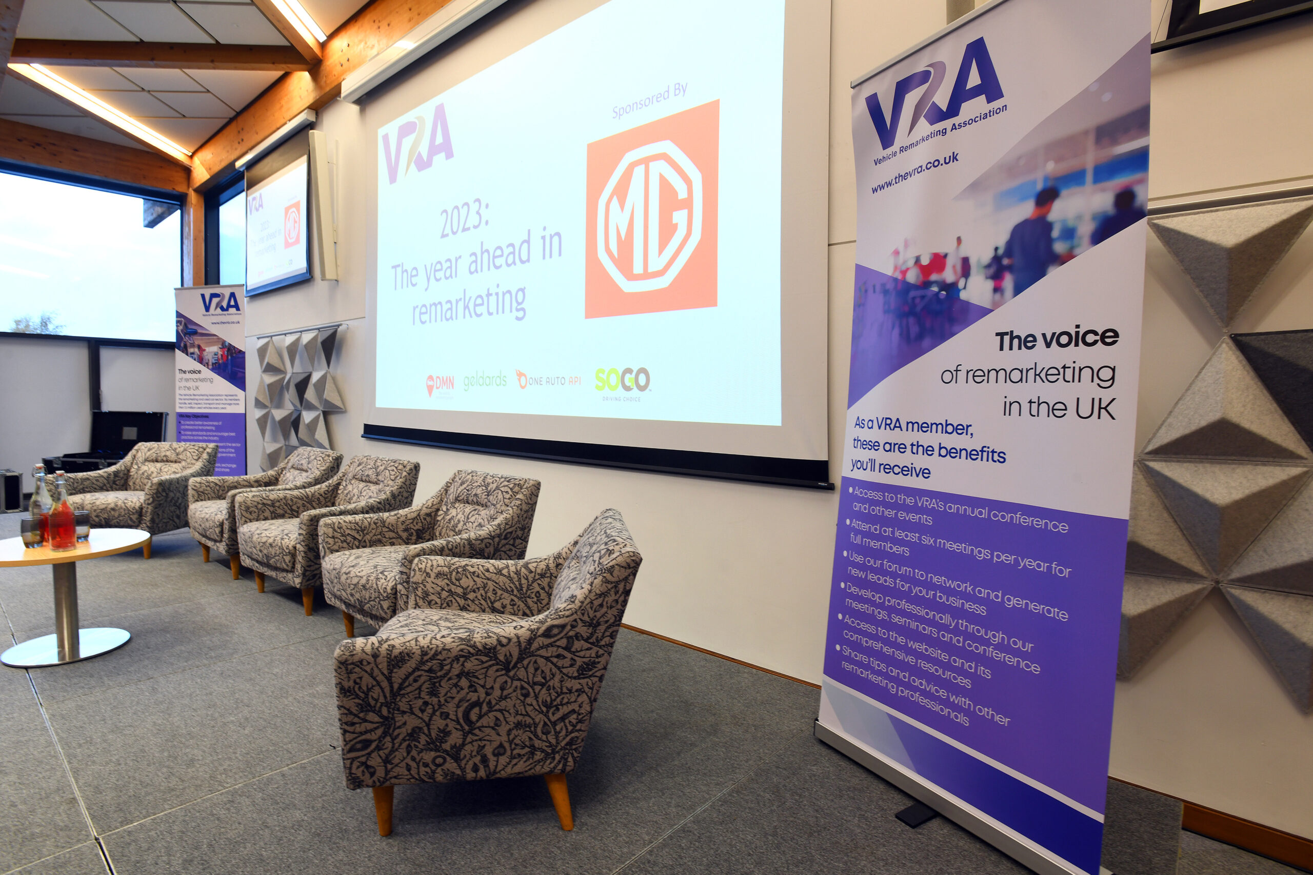 Dealer Auction adds its insight and digital expertise to Vehicle